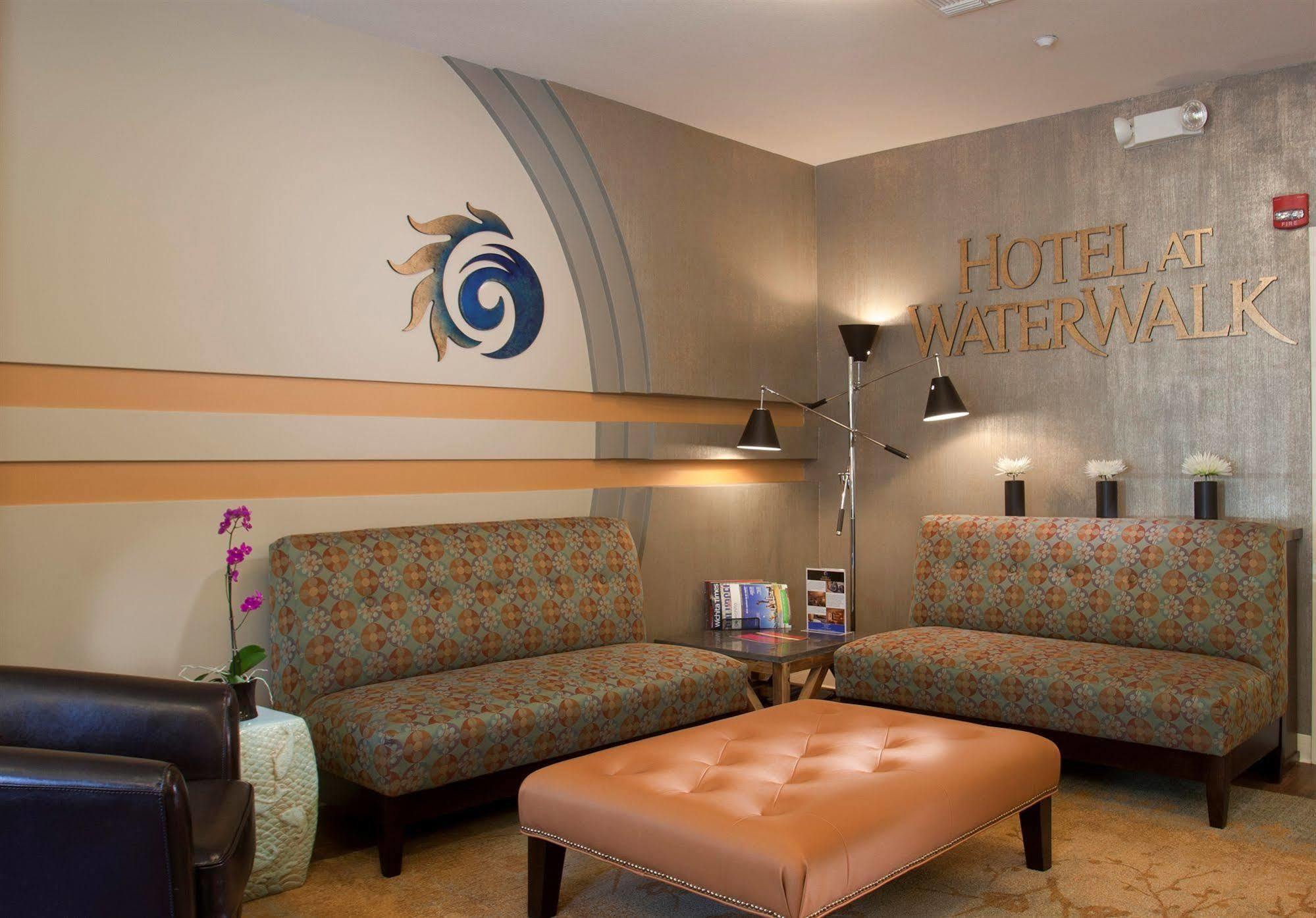 Hotel At Waterwalk Ουιτσιτά Εσωτερικό φωτογραφία